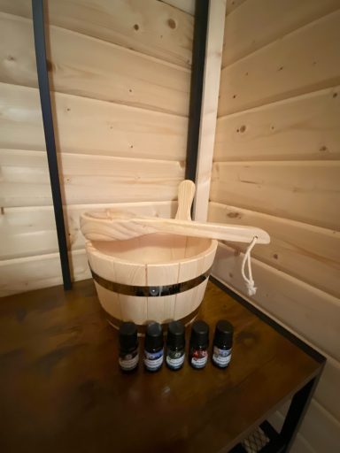 Aufgusseimer im Saunahaus Aufgusseimer im Saunahaus